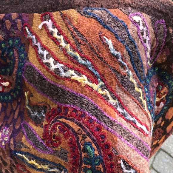 Hand-Embroidered Textured Wool Shawl Paisley Motif, "Paisley Swirl” Fall/Winter - Picture 10 of 15